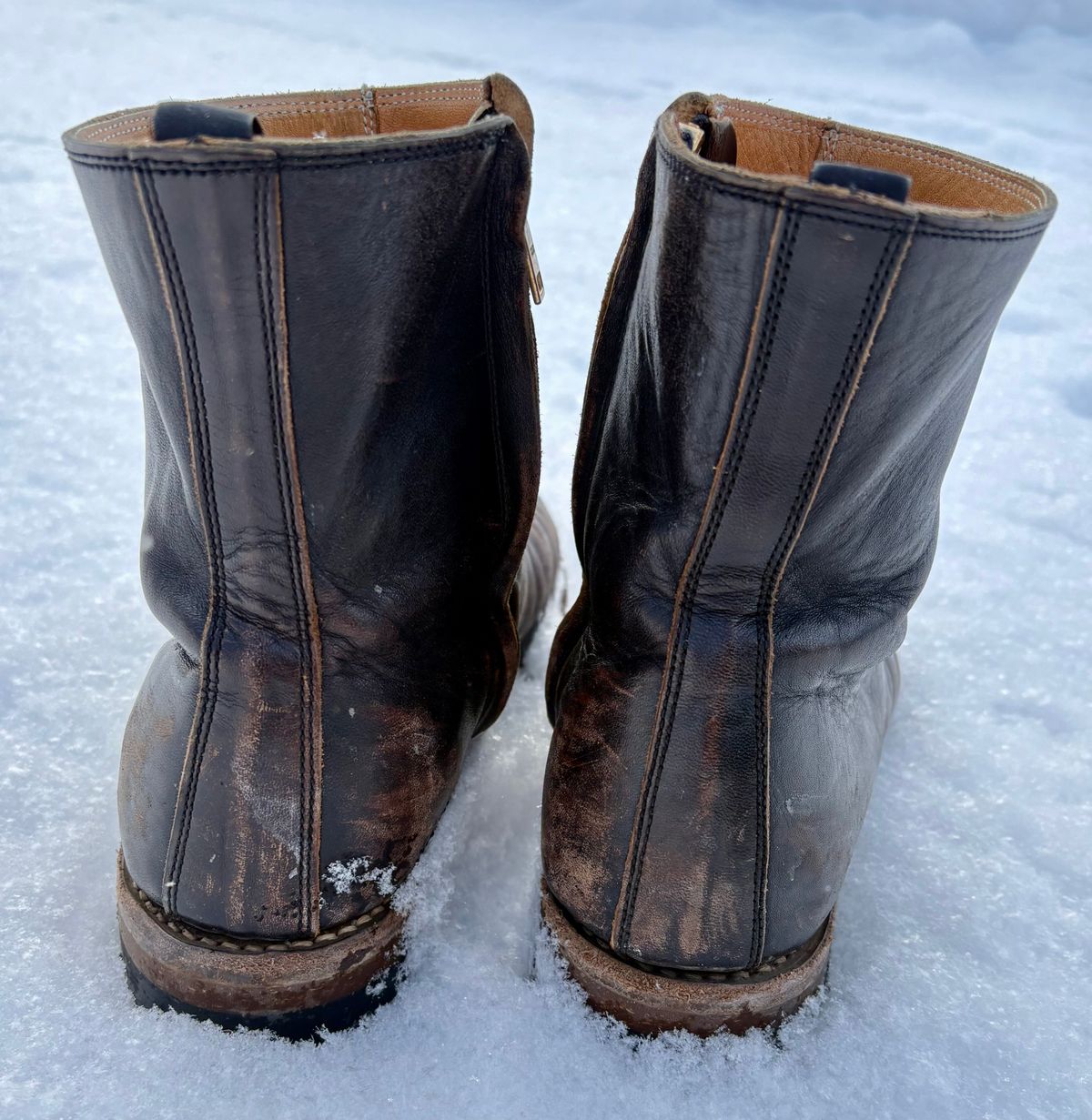 Photo by phealy899 on February 1, 2026 of the Rolling Dub Trio Casper Boot in Black Horse Front #1020.
