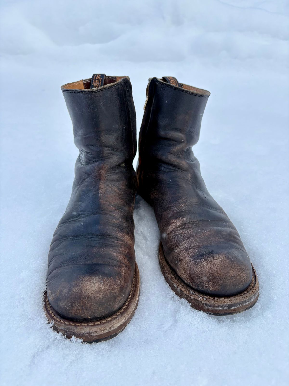 Photo by phealy899 on February 1, 2026 of the Rolling Dub Trio Casper Boot in Black Horse Front #1020.