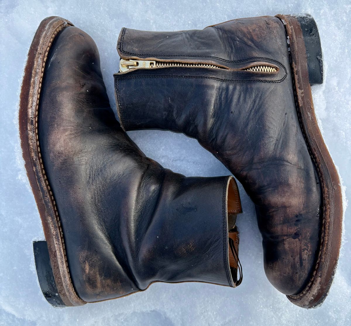 Photo by phealy899 on February 1, 2026 of the Rolling Dub Trio Casper Boot in Black Horse Front #1020.