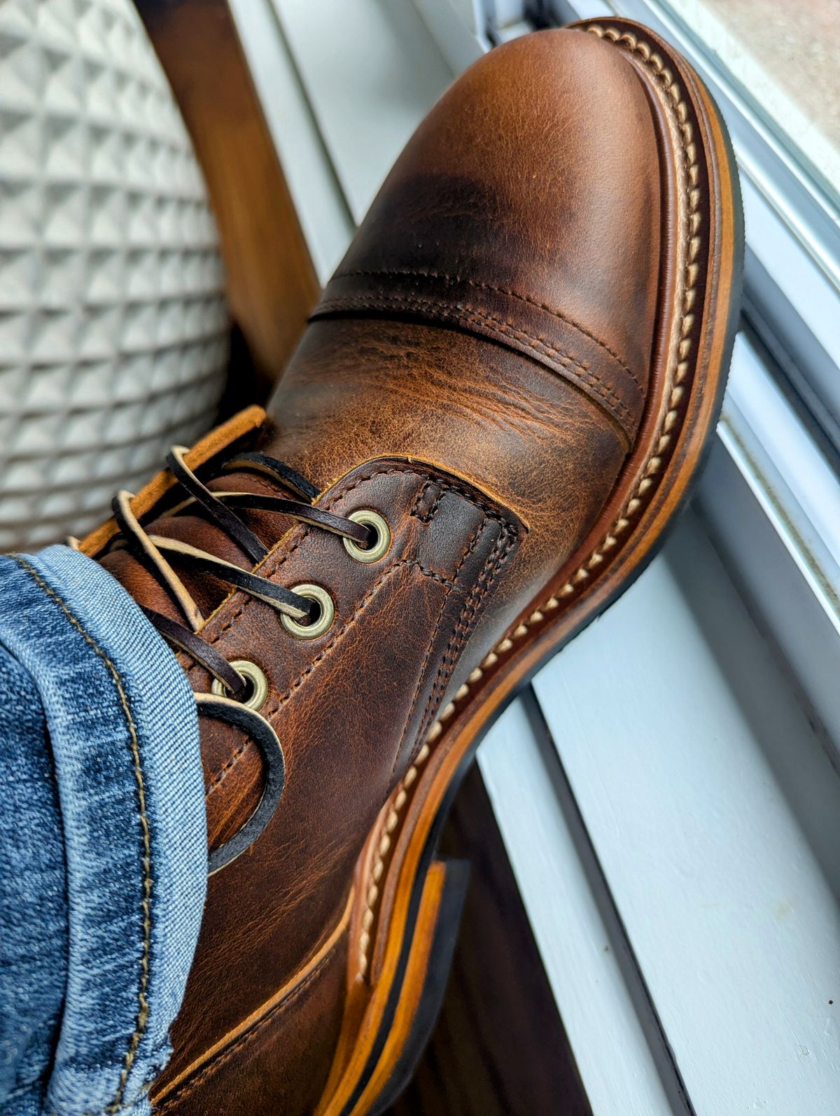 Photo by crich on May 28, 2025 of the Truman Cap Toe Boot in Tobacco Snakebite.
