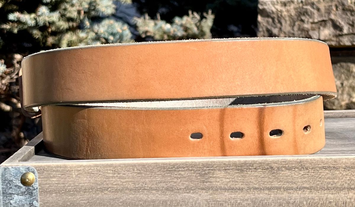 Photo by Sody101 on April 5, 2026 of the Carmine Jack Leather Shipyard Belt in J&FJ Baker Natural Oak Bark Tanned Harness.