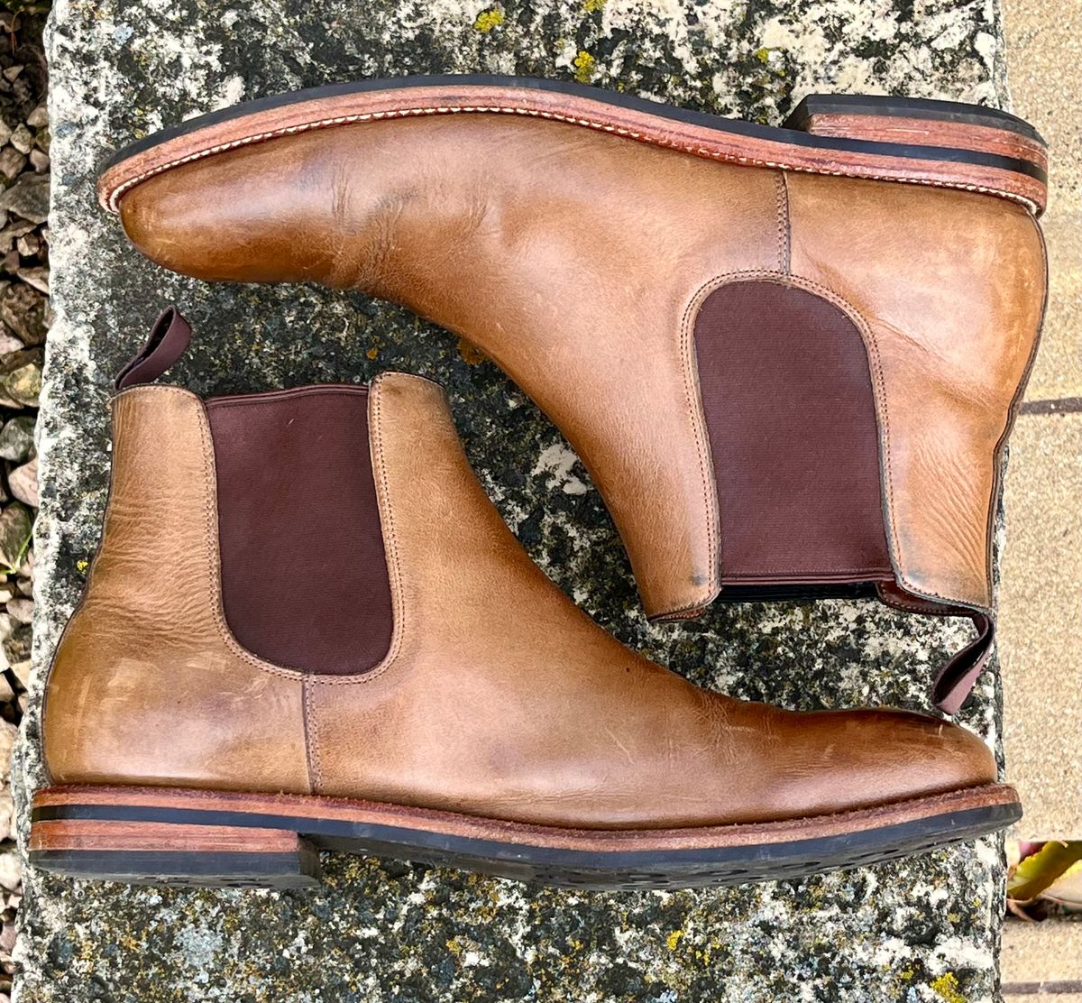 Photo by Sody101 on November 2, 2025 of the Grant Stone Chelsea Boot in Horween Dune Chromexcel.