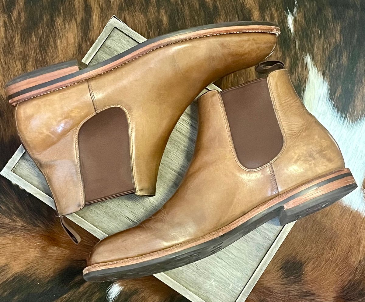 Photo by Sody101 on November 29, 2025 of the Grant Stone Chelsea Boot in Horween Dune Chromexcel.