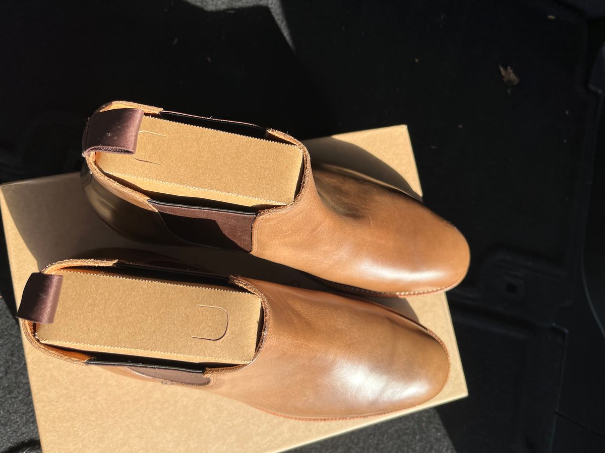 Photo by Sody101 on October 2, 2024 of the Grant Stone Chelsea Boot in Horween Dune Chromexcel.