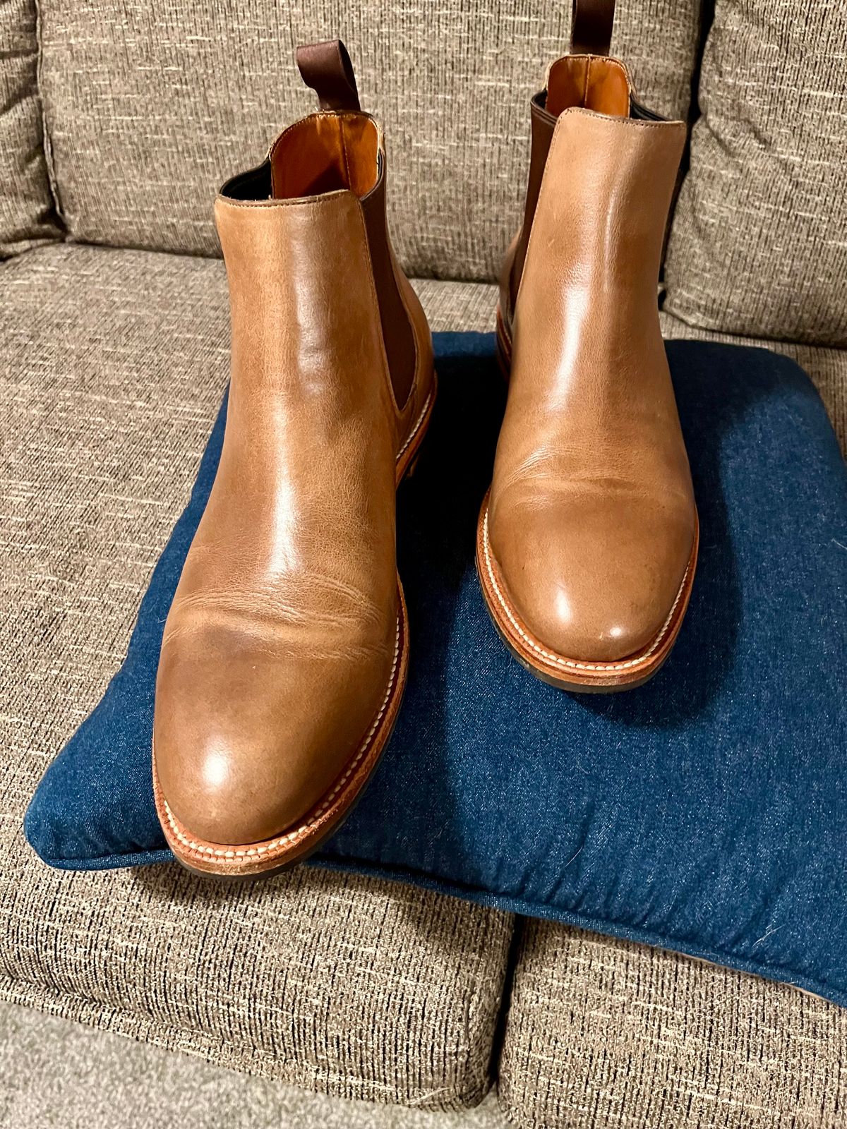 Photo by Sody101 on November 6, 2024 of the Grant Stone Chelsea Boot in Horween Dune Chromexcel.