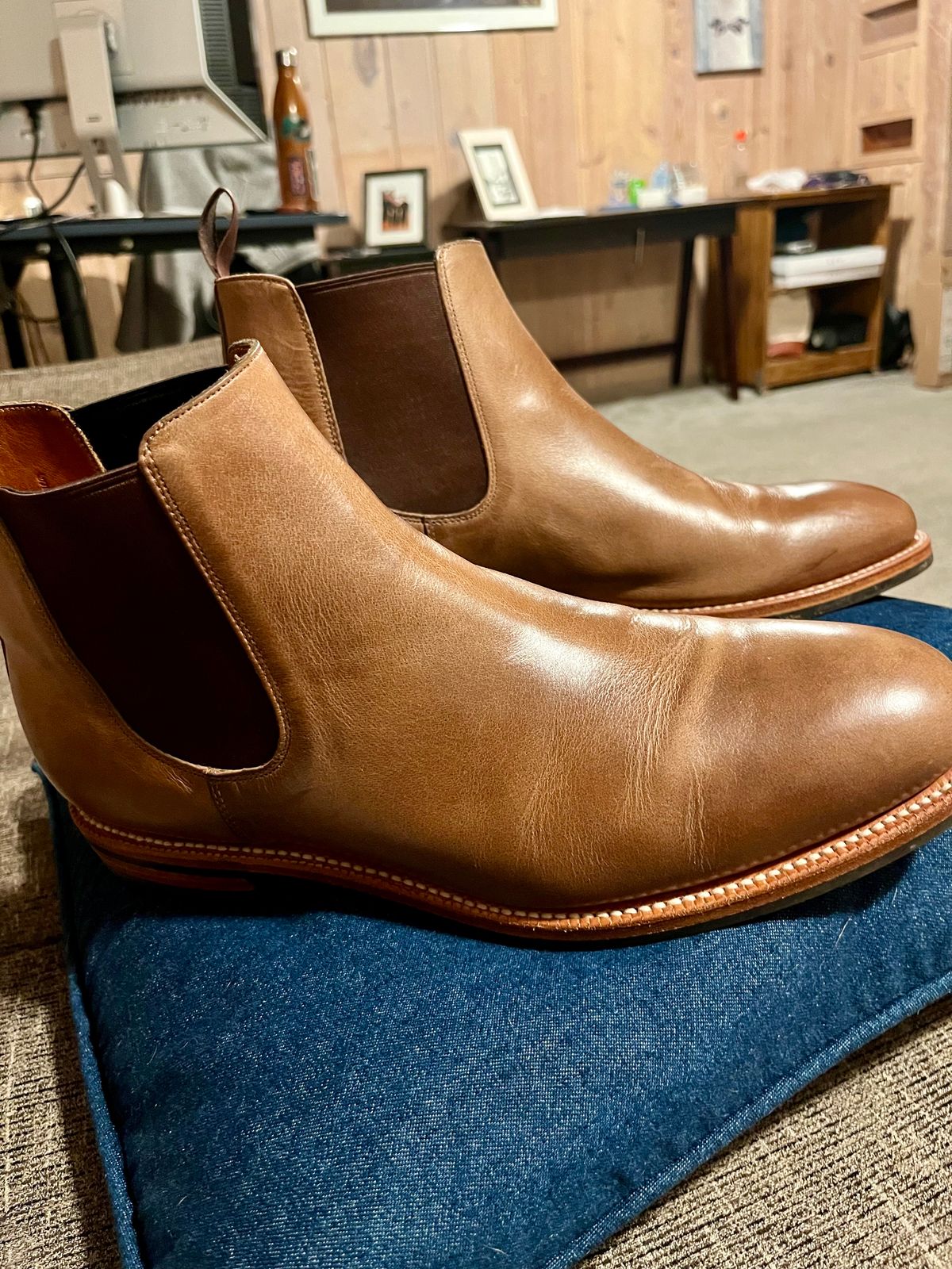 Photo by Sody101 on November 6, 2024 of the Grant Stone Chelsea Boot in Horween Dune Chromexcel.