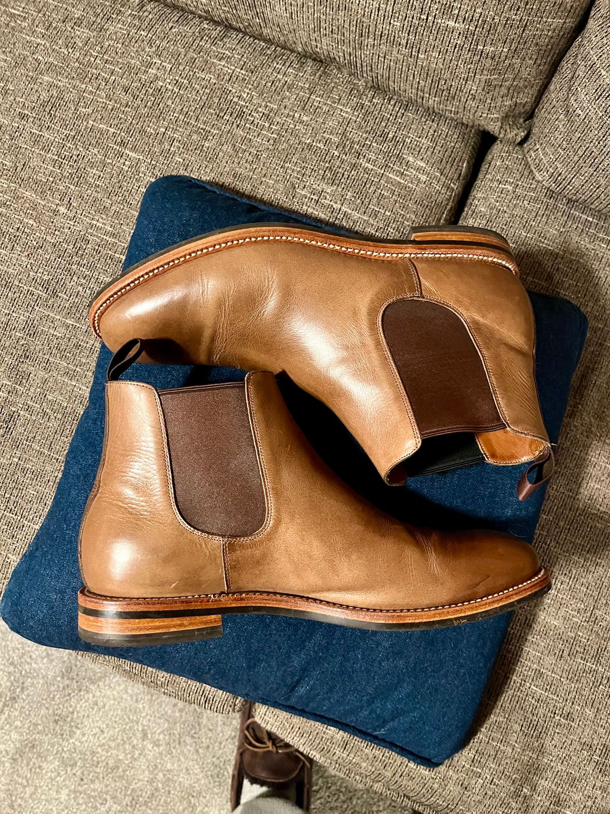 Photo by Sody101 on November 6, 2024 of the Grant Stone Chelsea Boot in Horween Dune Chromexcel.