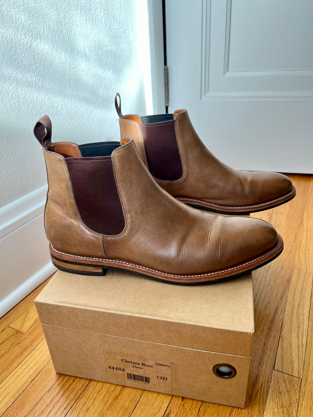 Photo by Sody101 on January 5, 2025 of the Grant Stone Chelsea Boot in Horween Dune Chromexcel.