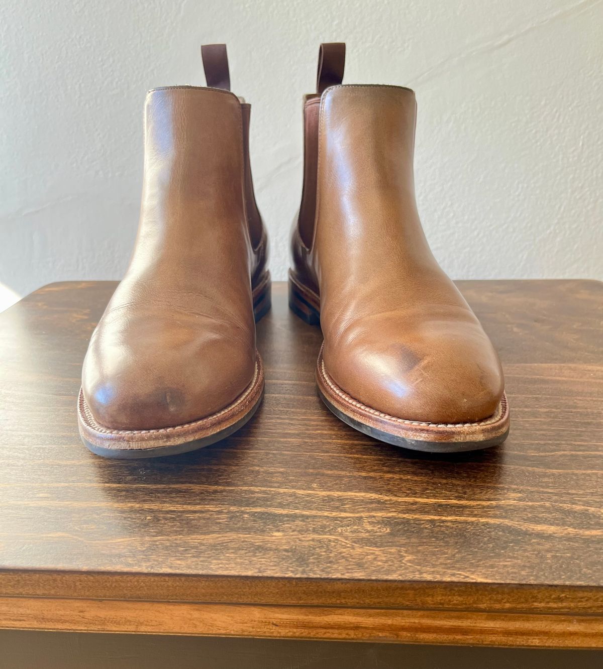 Photo by Sody101 on March 1, 2025 of the Grant Stone Chelsea Boot in Horween Dune Chromexcel.