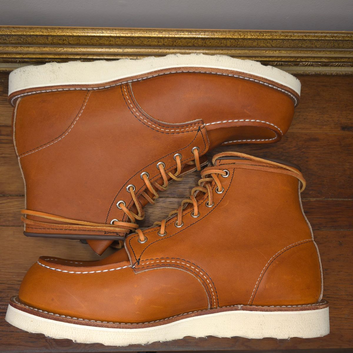 Photo by TheRedWingerDinger on October 1, 2025 of the Red Wing 875 in S.B. Foot Oro Legacy.
