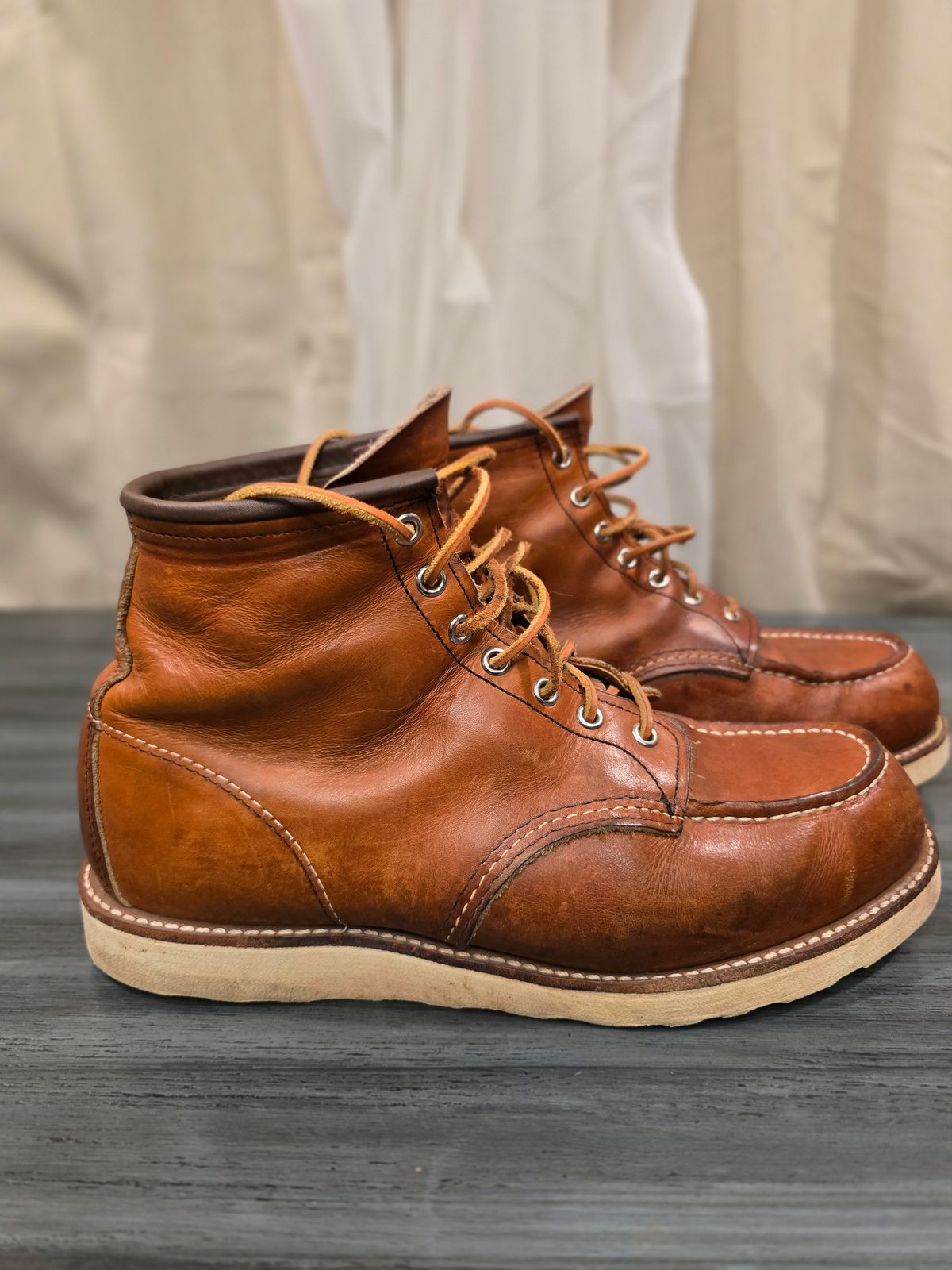 Photo by TheRedWingerDinger on November 2, 2025 of the Red Wing 875 in S.B. Foot Oro Legacy.