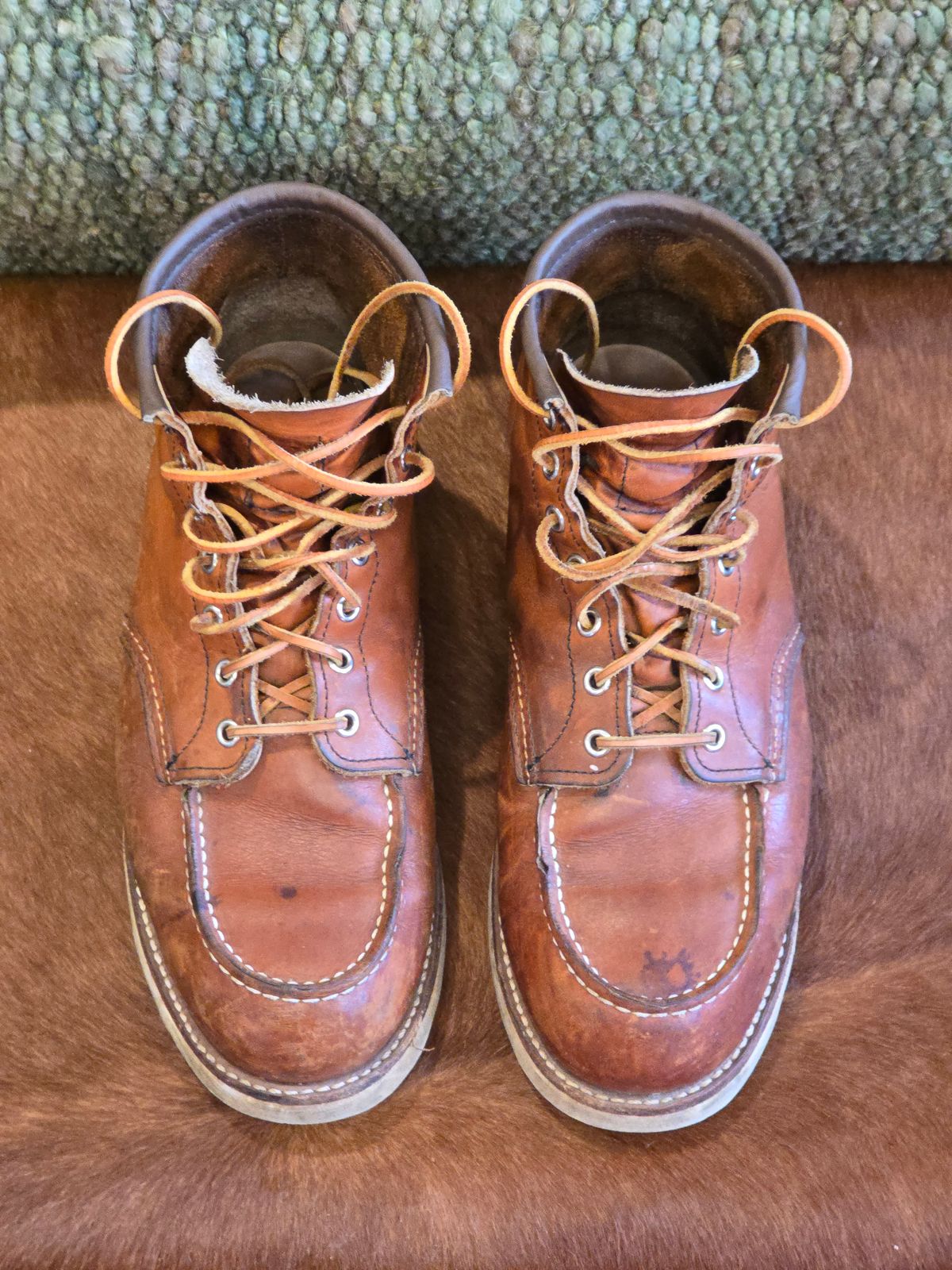 Photo by TheRedWingerDinger on December 4, 2025 of the Red Wing 875 in S.B. Foot Oro Legacy.