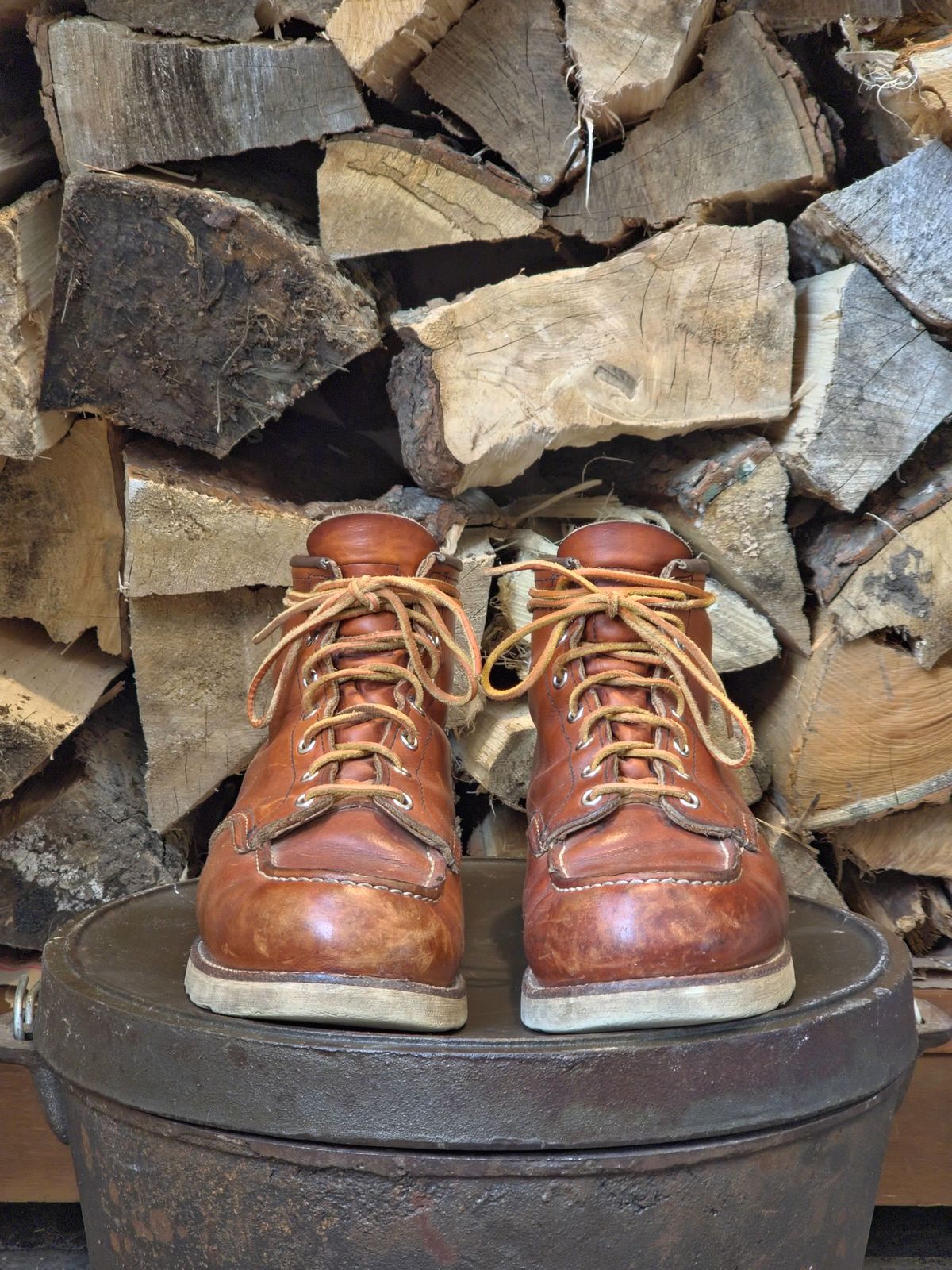 Photo by TheRedWingerDinger on February 5, 2026 of the Red Wing 875 in S.B. Foot Oro Legacy.