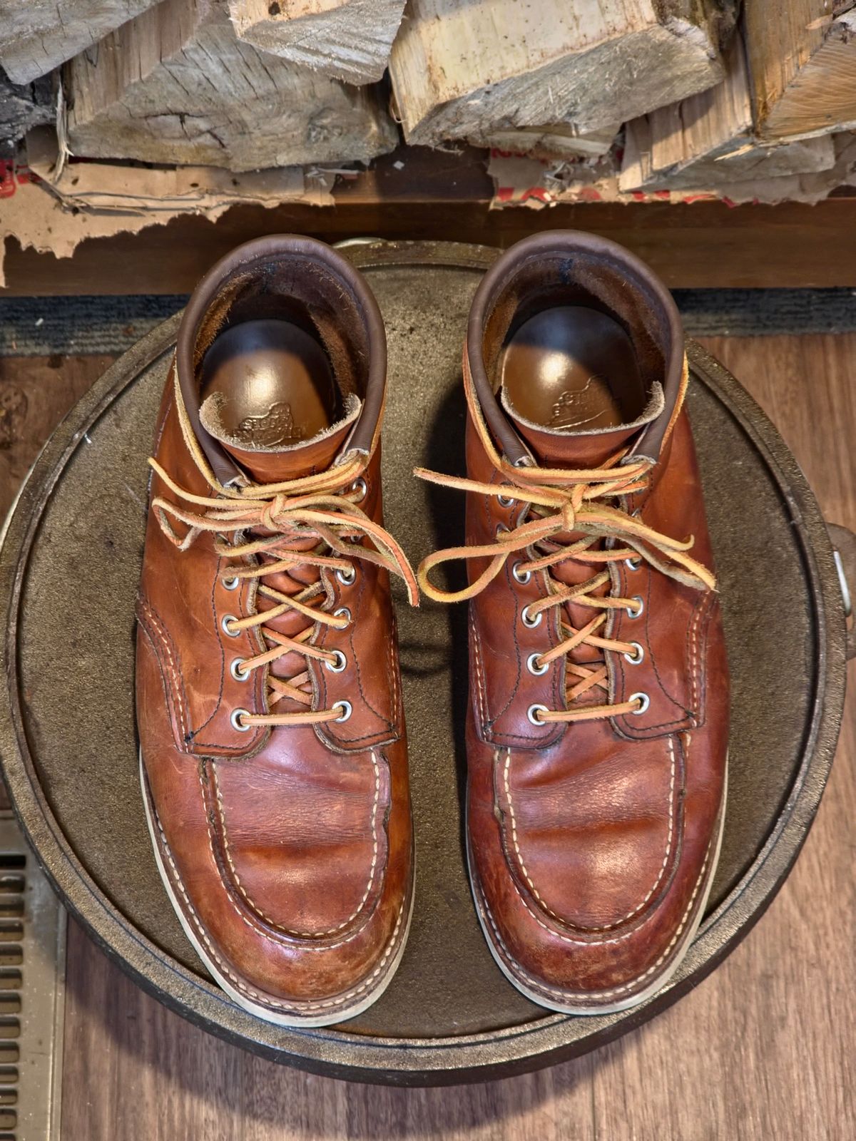 Photo by TheRedWingerDinger on February 5, 2026 of the Red Wing 875 in S.B. Foot Oro Legacy.