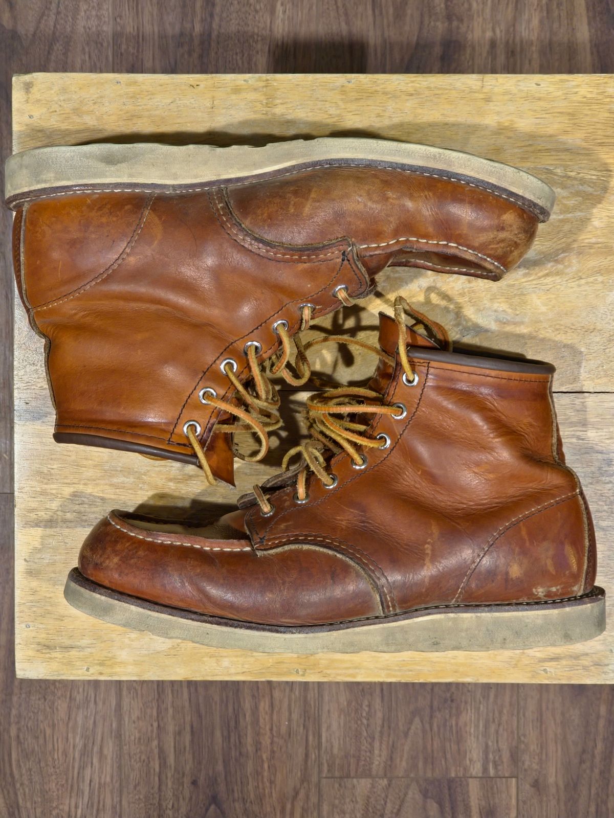 Photo by TheRedWingerDinger on March 5, 2026 of the Red Wing 875 in S.B. Foot Oro Legacy.