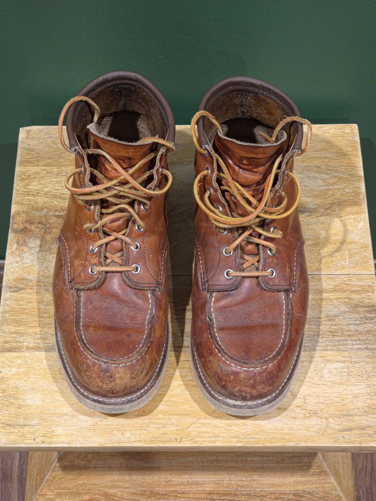 Photo by TheRedWingerDinger on March 5, 2026 of the Red Wing 875 in S.B. Foot Oro Legacy.