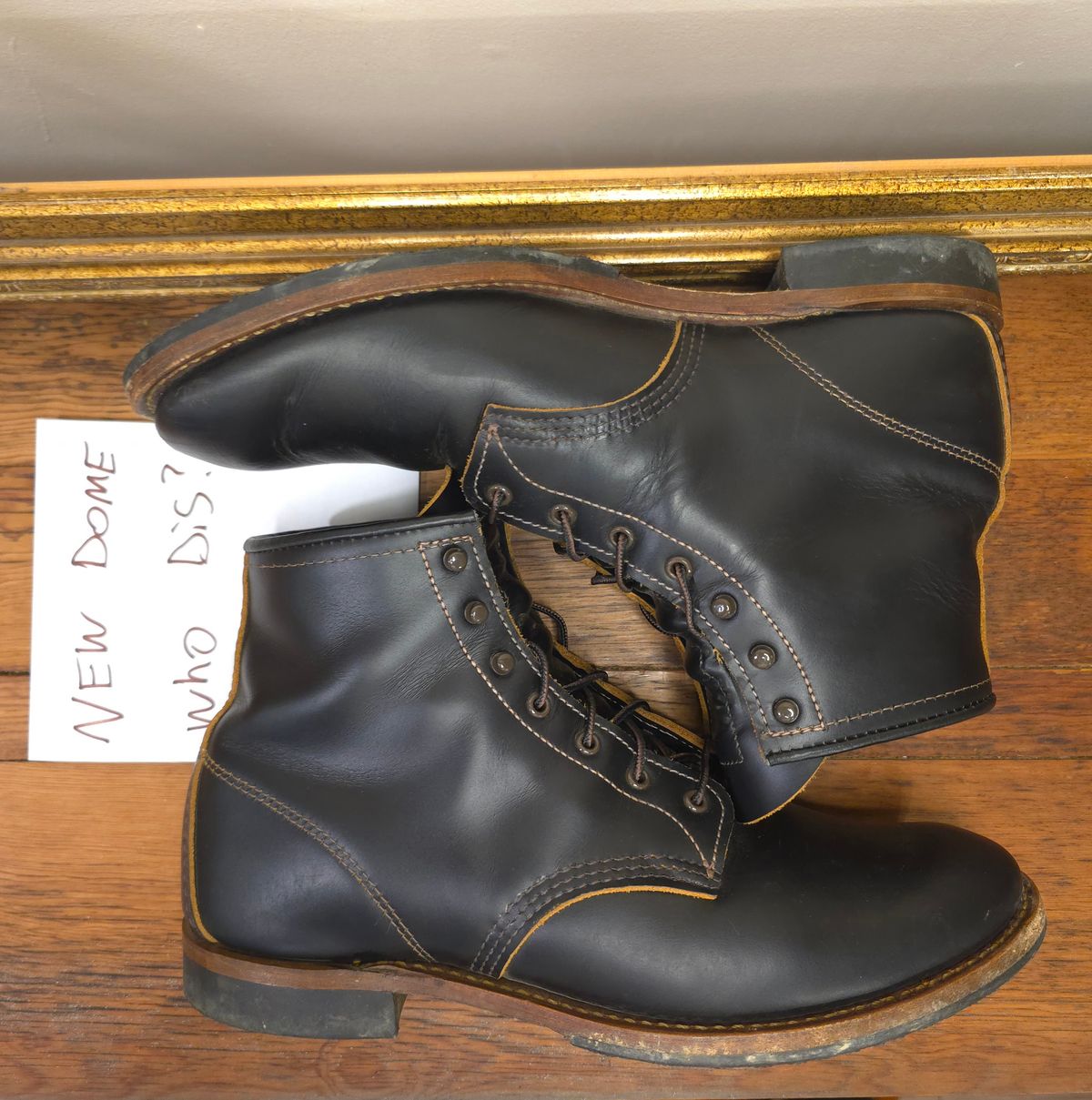 Photo by TheRedWingerDinger on October 1, 2025 of the Red Wing Beckman Flatbox in S.B. Foot Black Klondike.