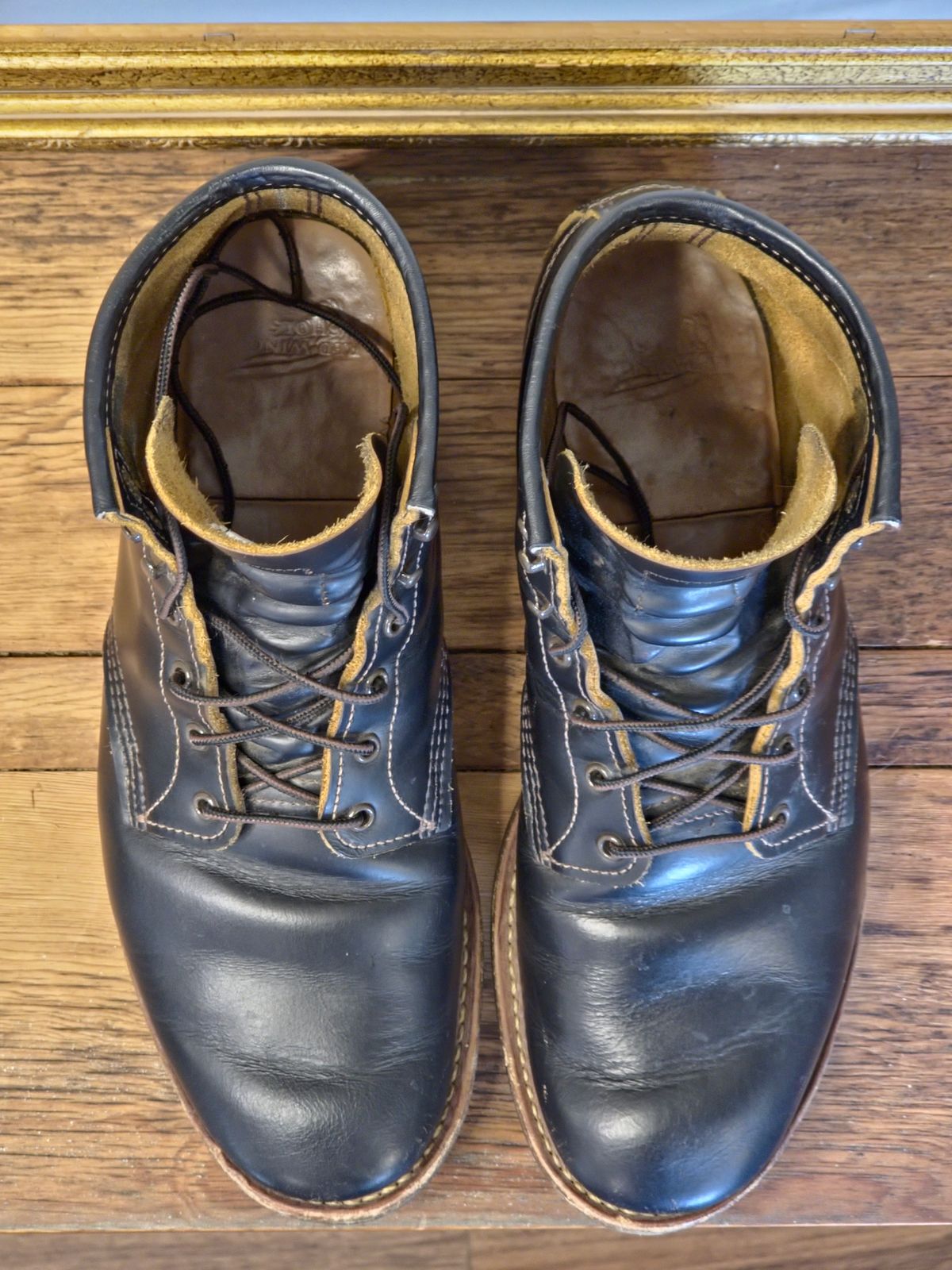 Photo by TheRedWingerDinger on April 5, 2026 of the Red Wing Beckman Flatbox in S.B. Foot Black Klondike.