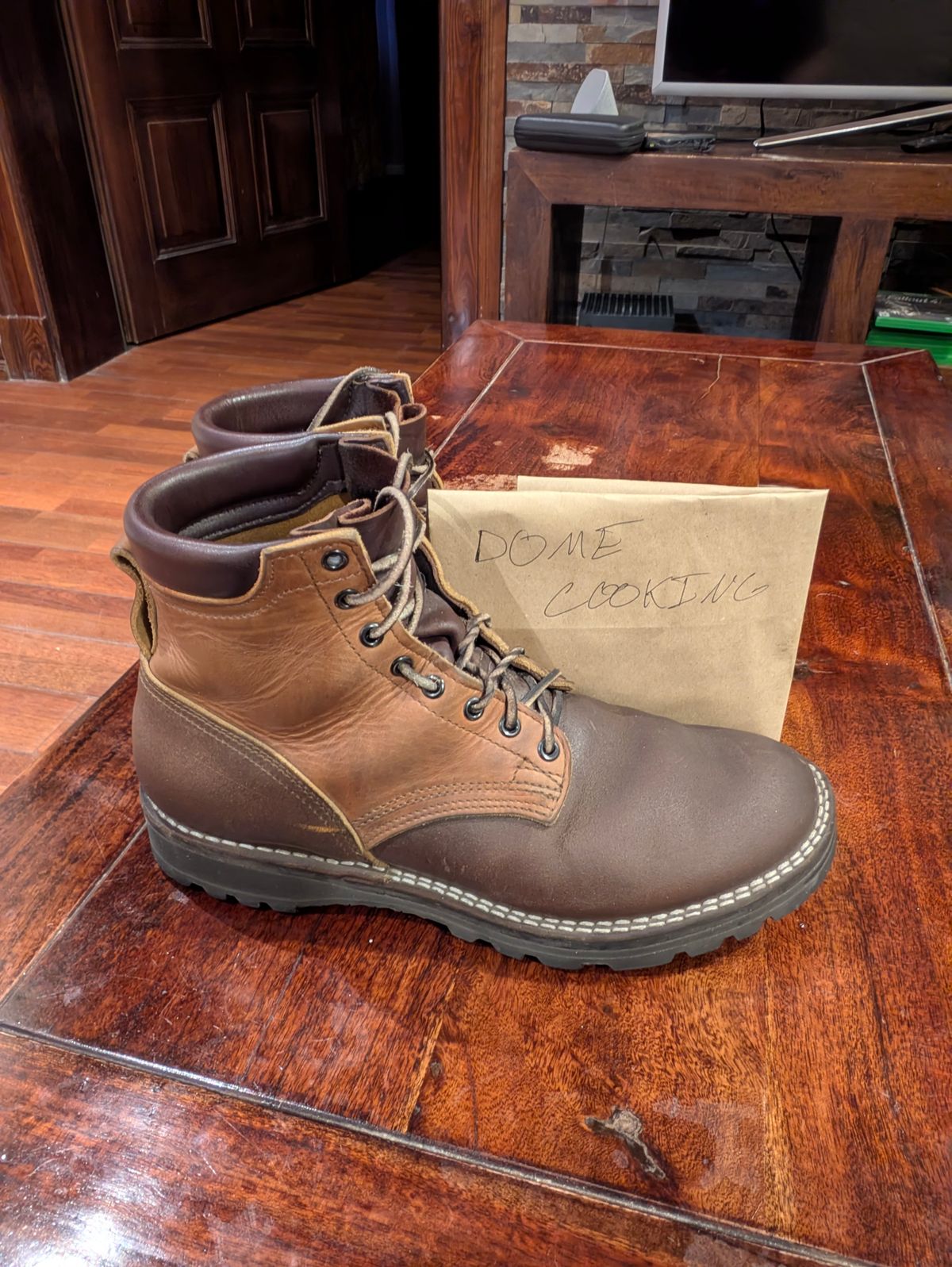 Photo by JY on November 2, 2025 of the Nicks MTO in Spokane Honey & Spokane Honey Waxed Flesh.