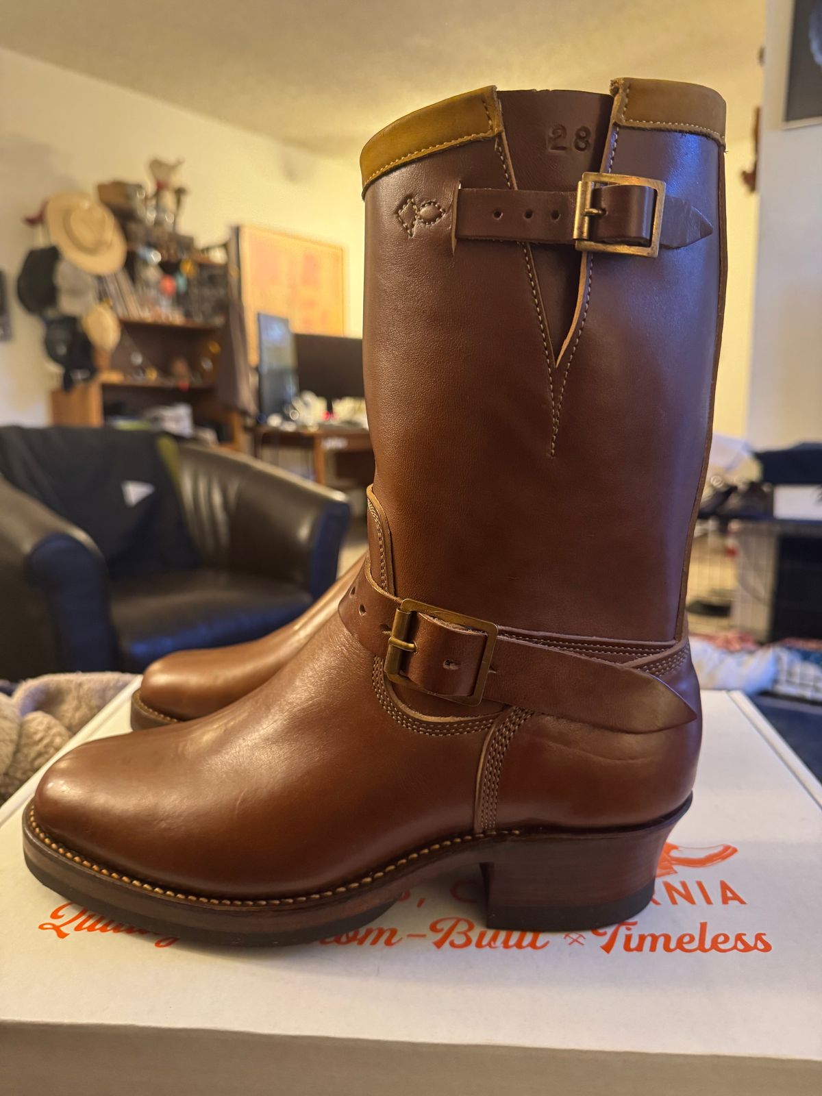 Photo by canopy_ on July 29, 2025 of the Role Club Engineer Boots in Brown Italian Horsehide.