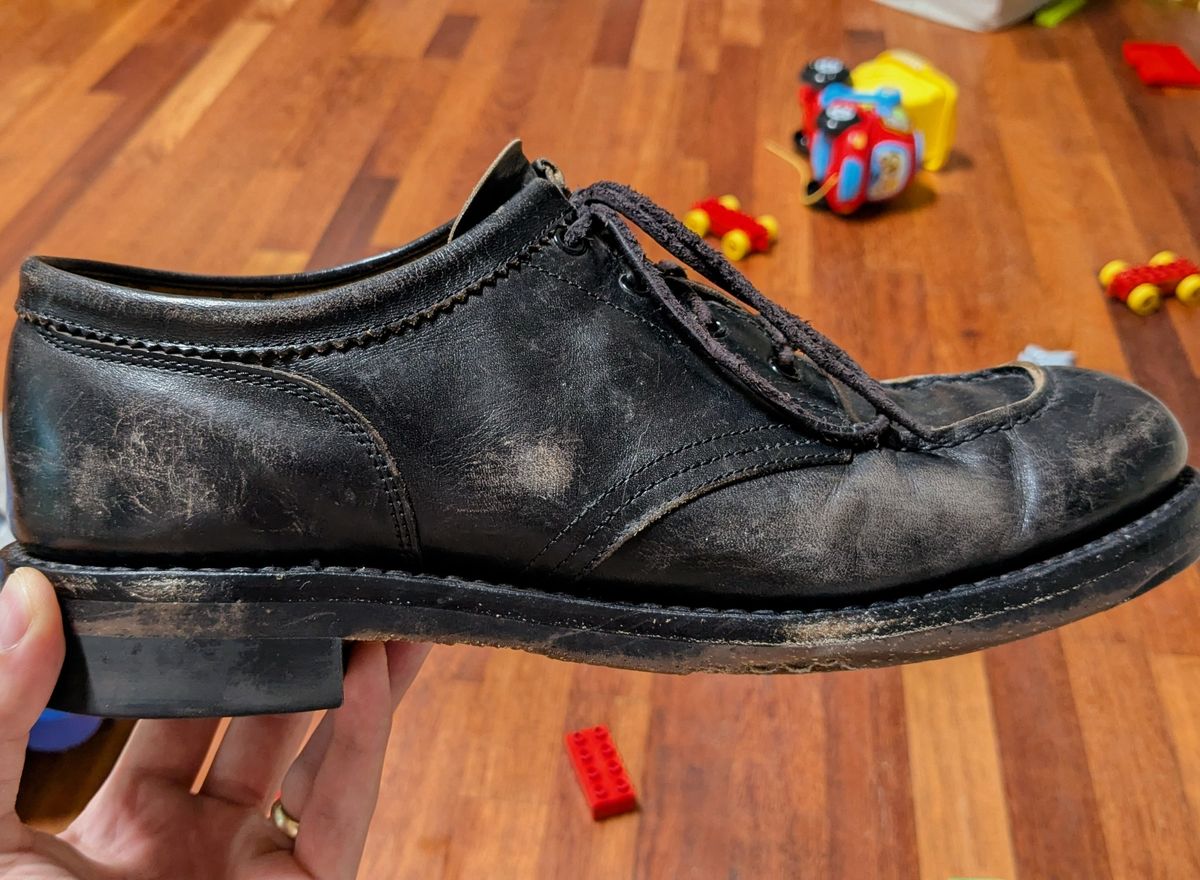 Photo by dante on December 27, 2025 of the Rolling Dub Trio Coupen Low Moc in Black Horse Front #1020.