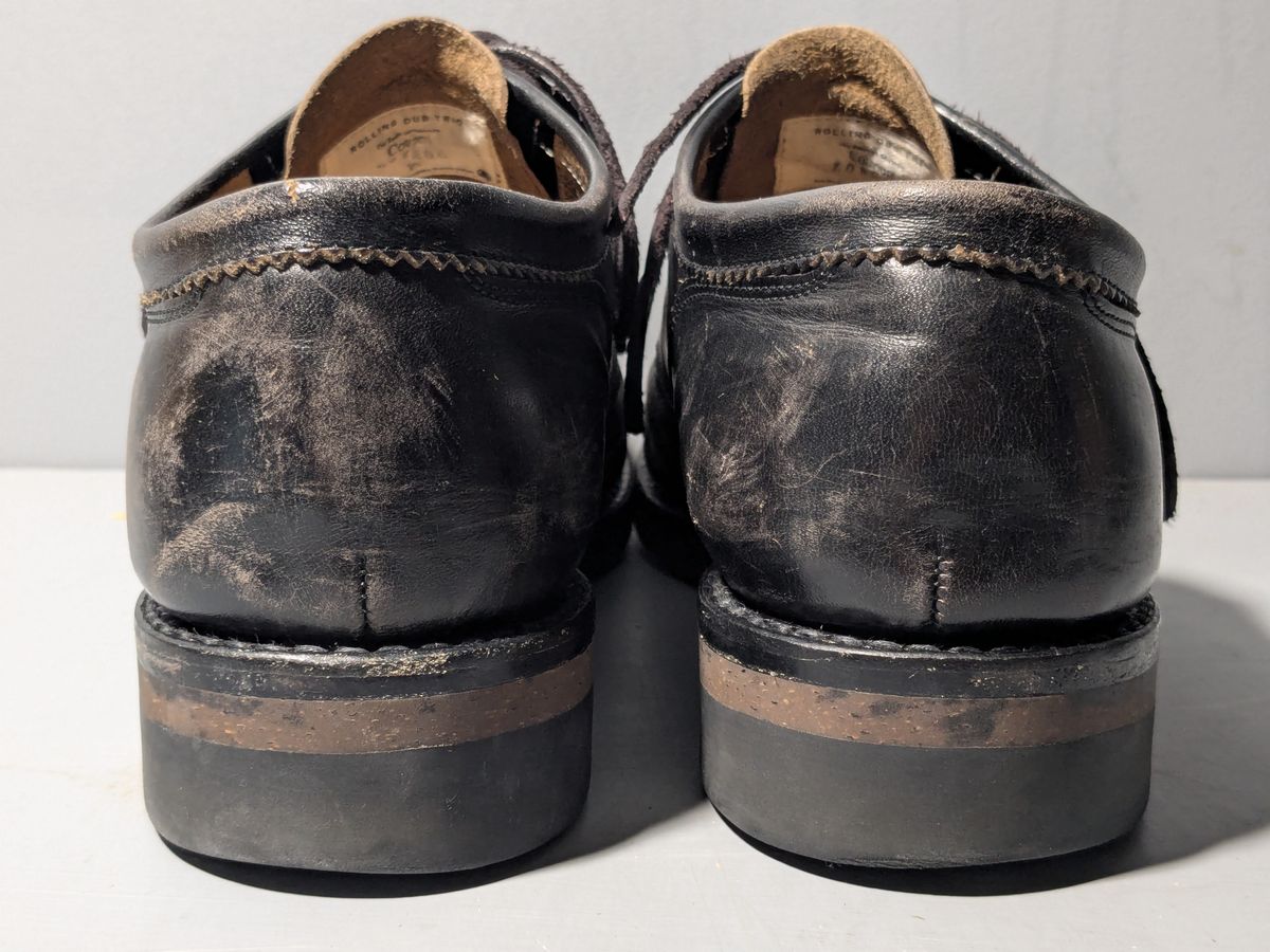 Photo by dante on January 2, 2026 of the Rolling Dub Trio Coupen Low Moc in Black Horse Front #1020.