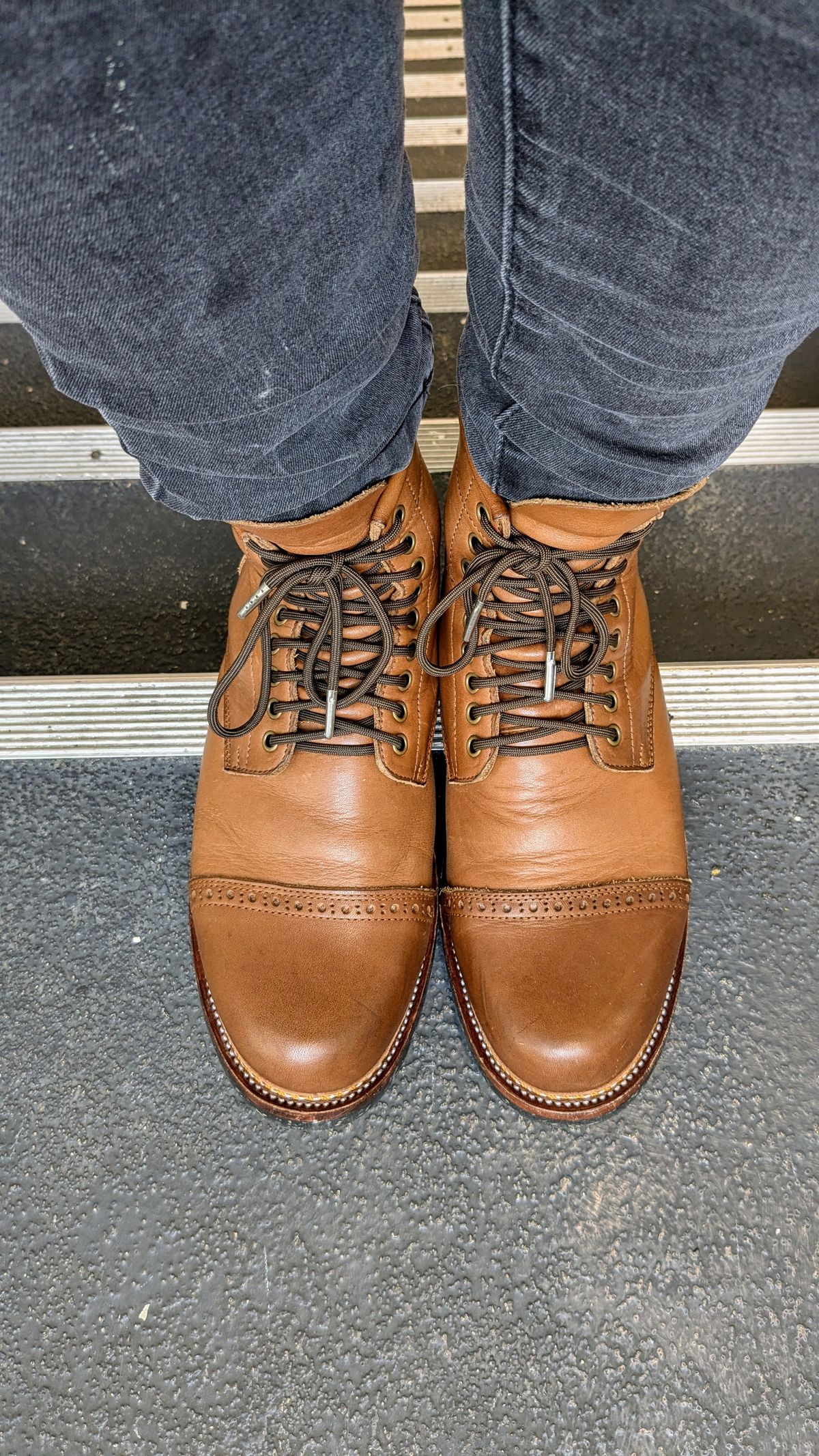 Photo by dante on December 1, 2024 of the Tahura Kaktoes in Tochigi Jeans #5 Khaki.