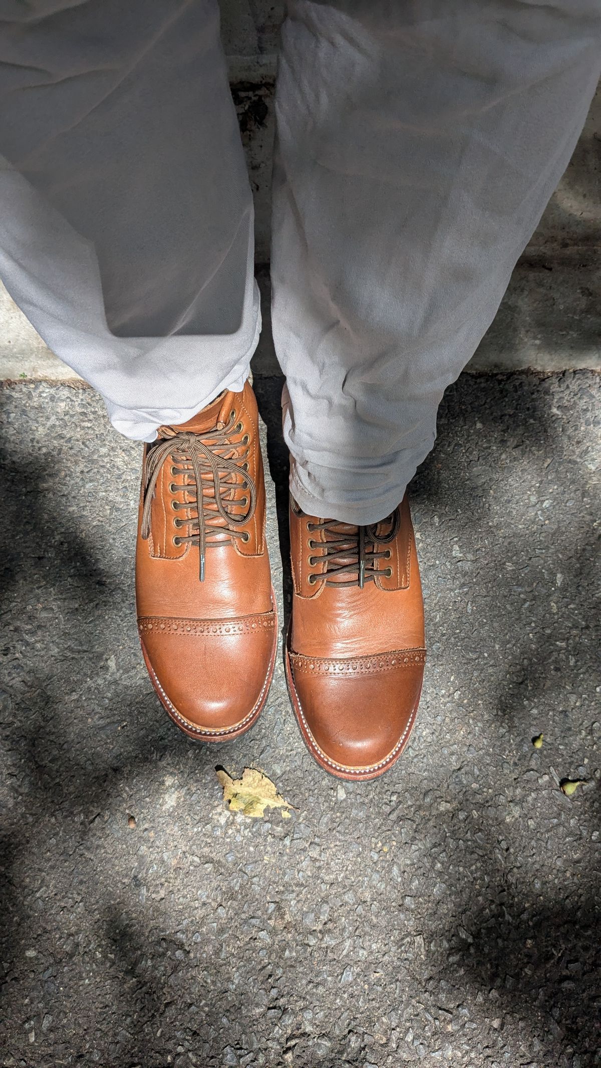 Photo by dante on January 17, 2025 of the Tahura Kaktoes in Tochigi Jeans #5 Khaki.