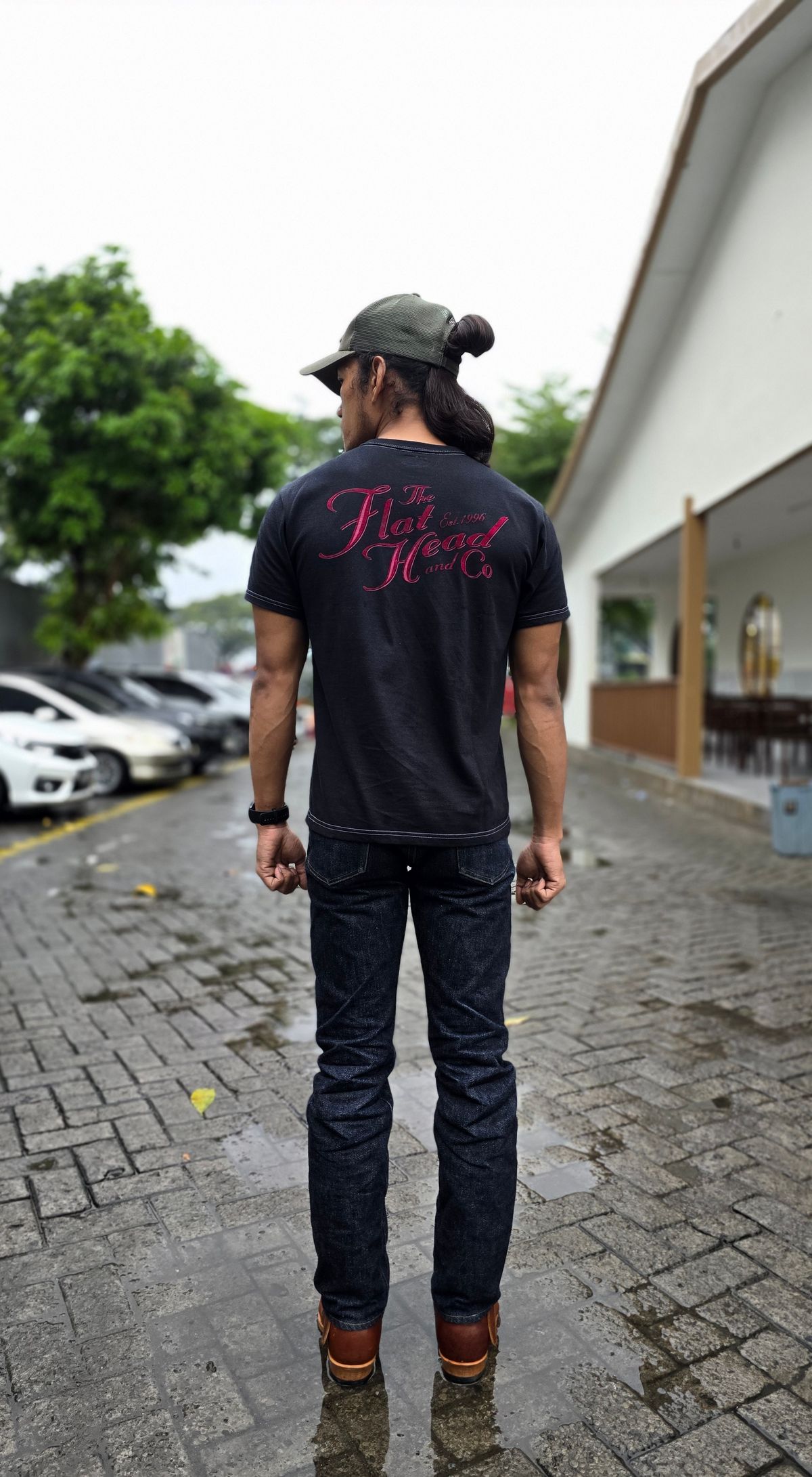 Photo by bimarosyidwicaksono on October 1, 2025 of the Prof Barnets Neocliffwood Boots in Indonesian Brown Java Chrome.