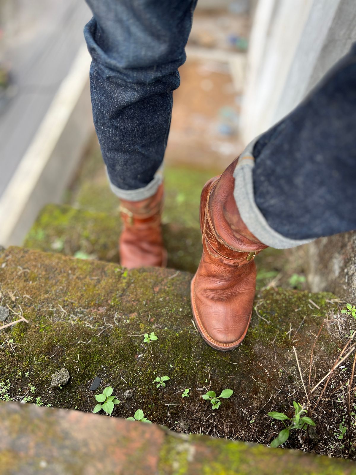Photo by bimarosyidwicaksono on October 29, 2025 of the Prof Barnets Neocliffwood Boots in Indonesian Brown Java Chrome.