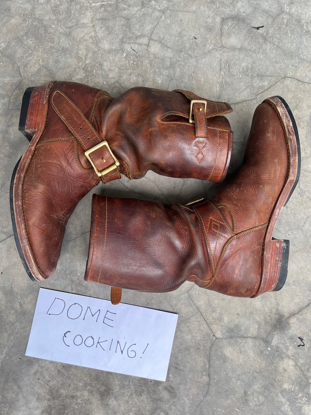 Photo by bimarosyidwicaksono on November 3, 2025 of the Prof Barnets Neocliffwood Boots in Indonesian Brown Java Chrome.