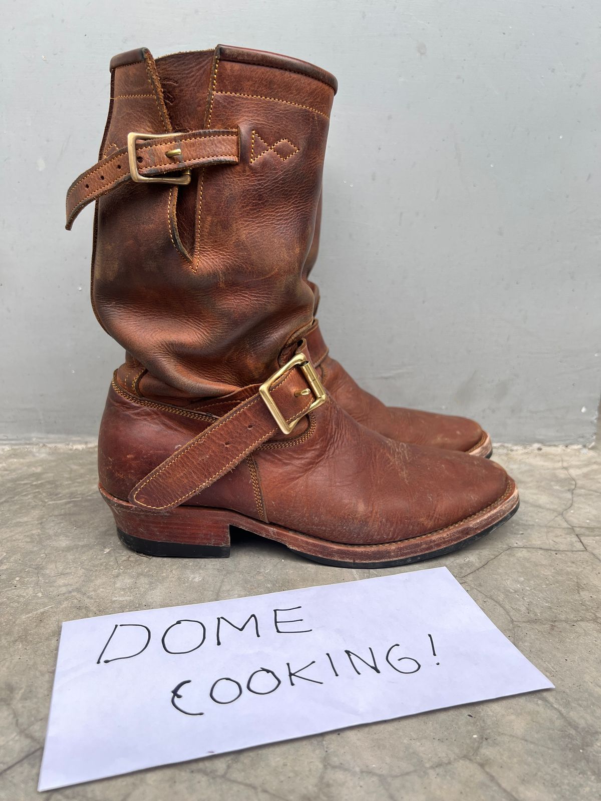 Photo by bimarosyidwicaksono on November 3, 2025 of the Prof Barnets Neocliffwood Boots in Indonesian Brown Java Chrome.