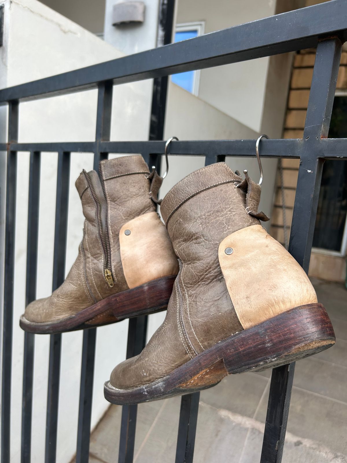 Photo by enggut on February 6, 2026 of the Geer.boots Indonesia Chelsea Boots in Crazy Horse Leather.