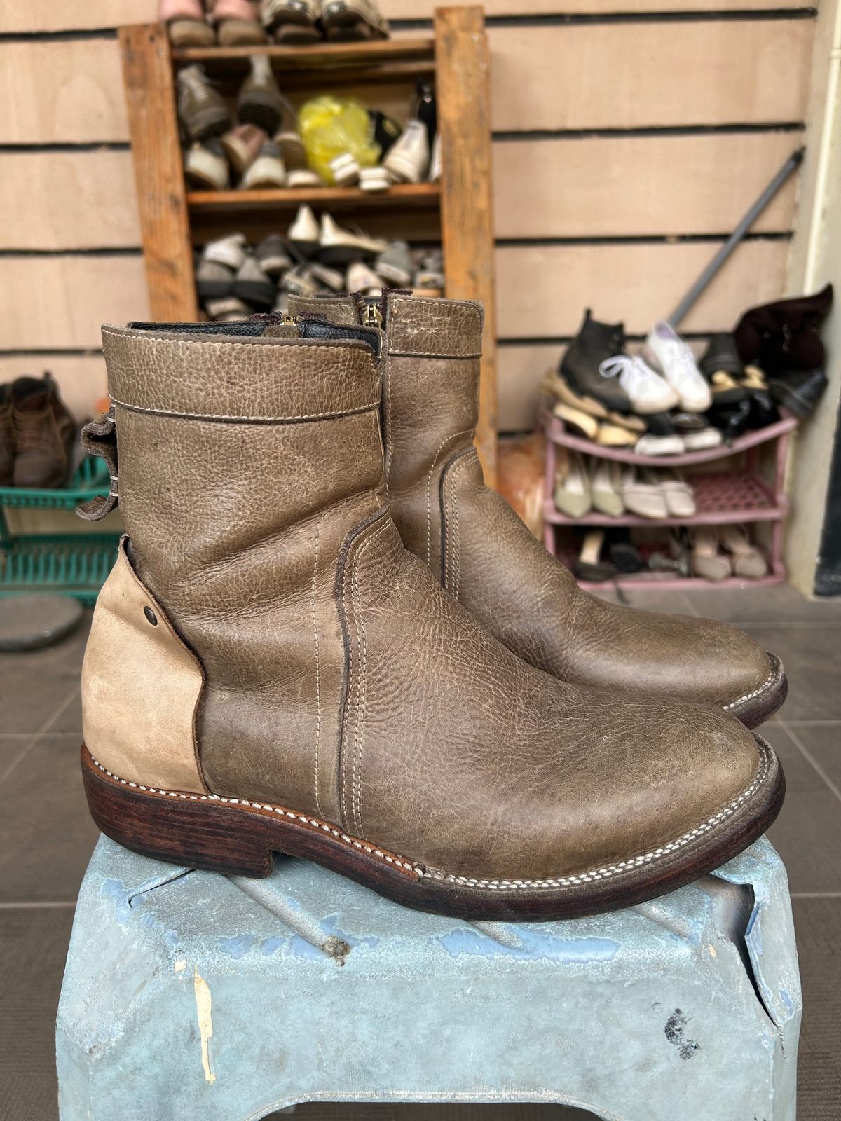 Photo by enggut on February 6, 2026 of the Geer.boots Indonesia Chelsea Boots in Crazy Horse Leather.