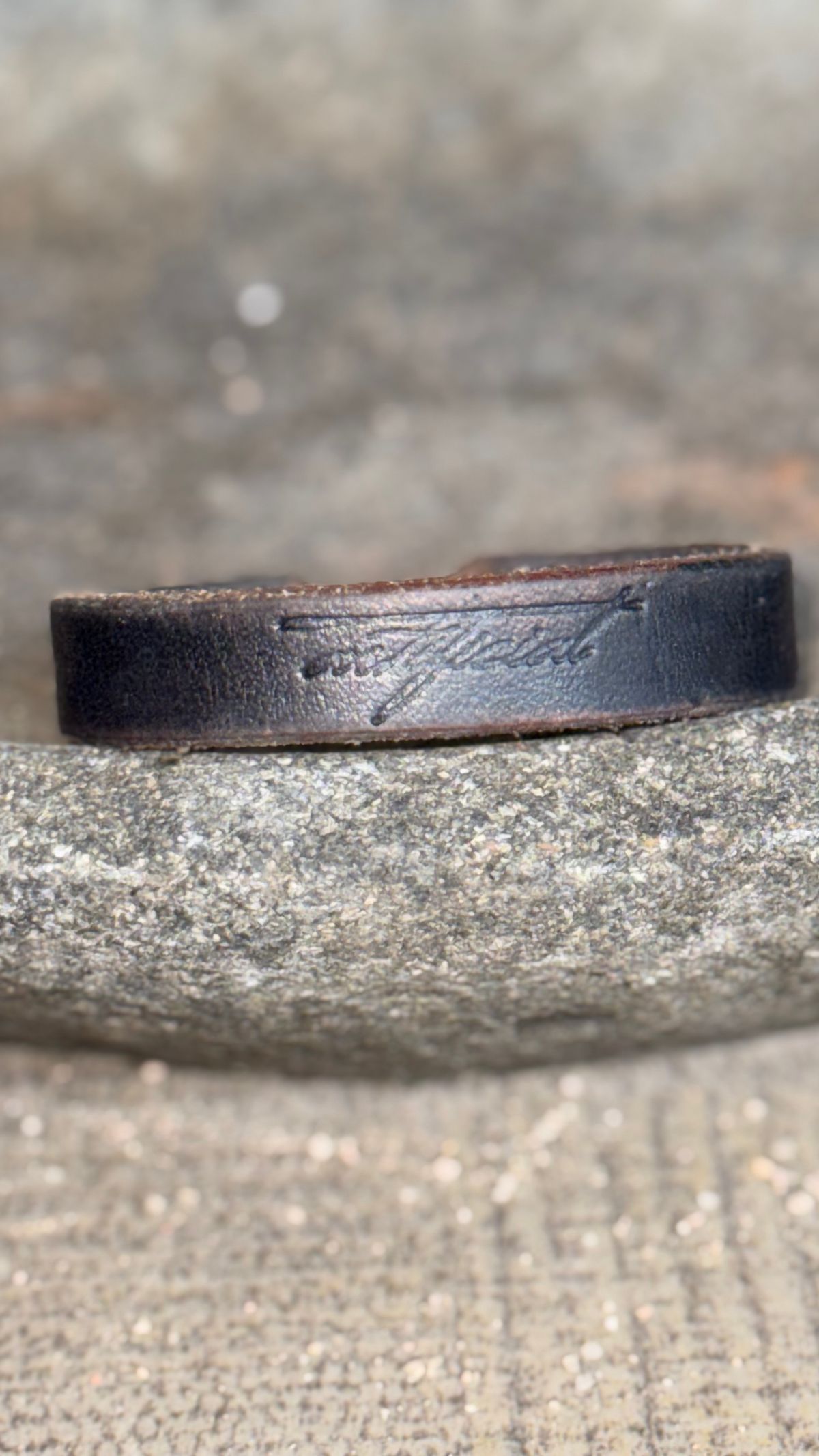 Photo by enggut on December 3, 2025 of the Artificial Goods Bracelet in Indonesian Natural Veg Tan.