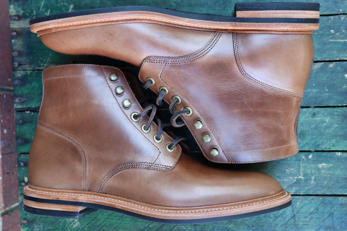 Photo by martinbd615 on October 2, 2024 of the Grant Stone Diesel Boot in Horween Dune Chromexcel.