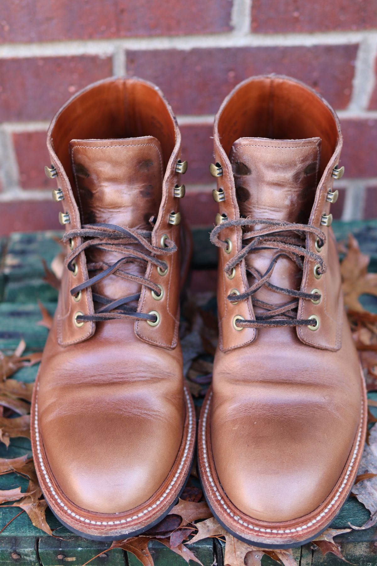 Photo by martinbd615 on November 2, 2024 of the Grant Stone Diesel Boot in Horween Dune Chromexcel.