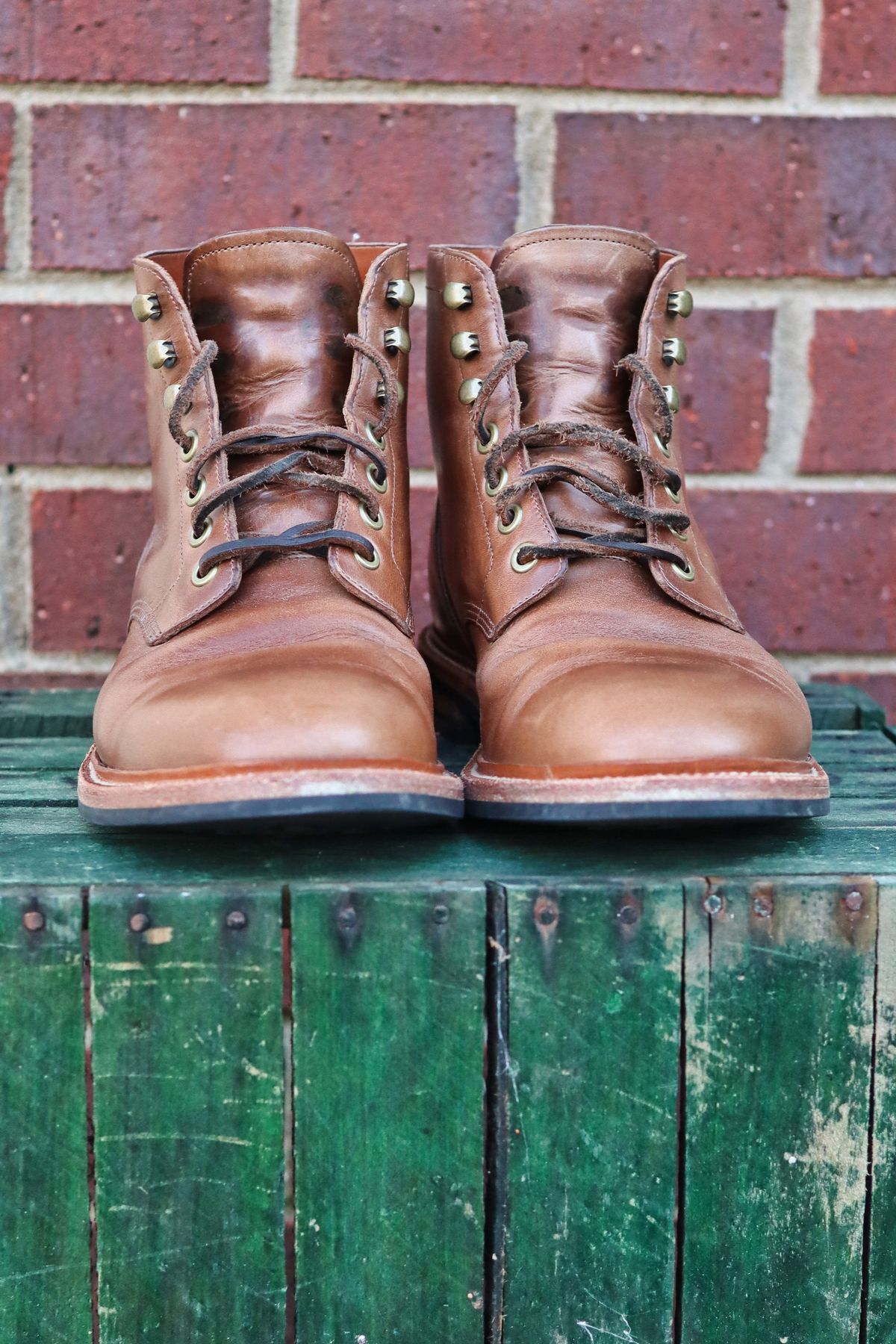 Photo by martinbd615 on December 1, 2024 of the Grant Stone Diesel Boot in Horween Dune Chromexcel.