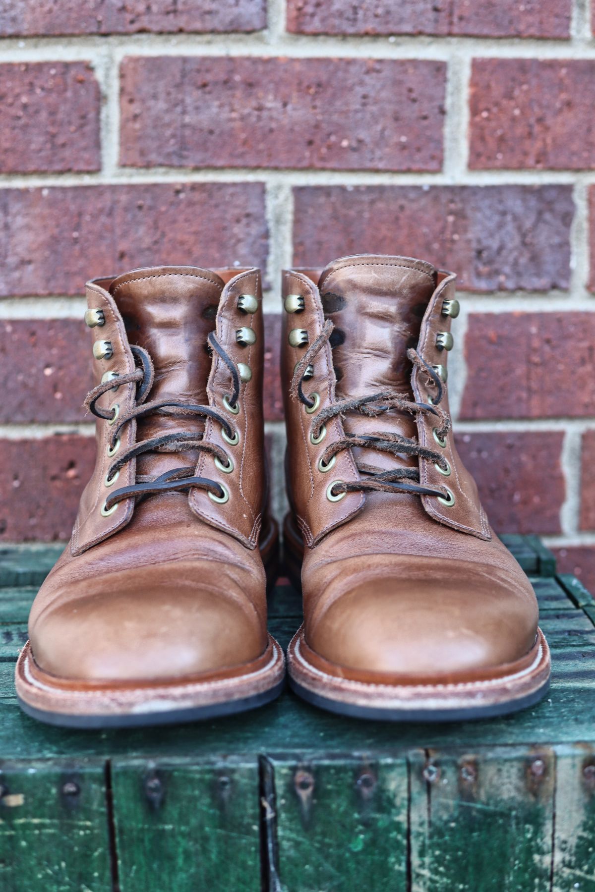 Photo by martinbd615 on January 2, 2025 of the Grant Stone Diesel Boot in Horween Dune Chromexcel.