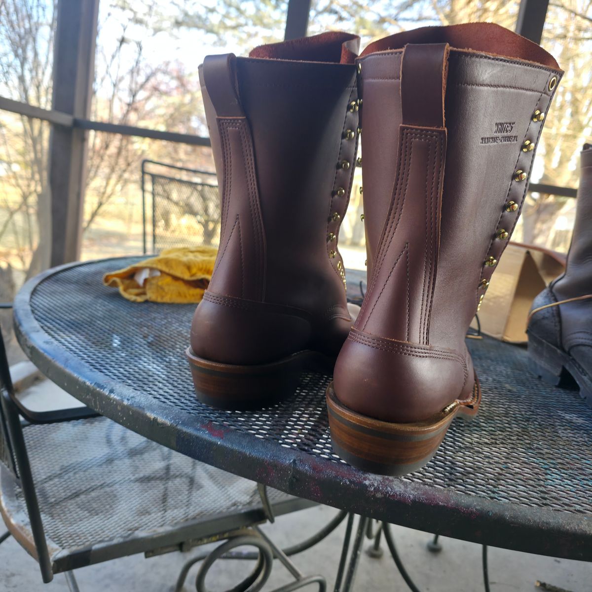 Photo by RabbitsOnTheMoon on February 10, 2026 of the White's x Rose Anvil Drifter in Seidel Red Dog Oil Tan.