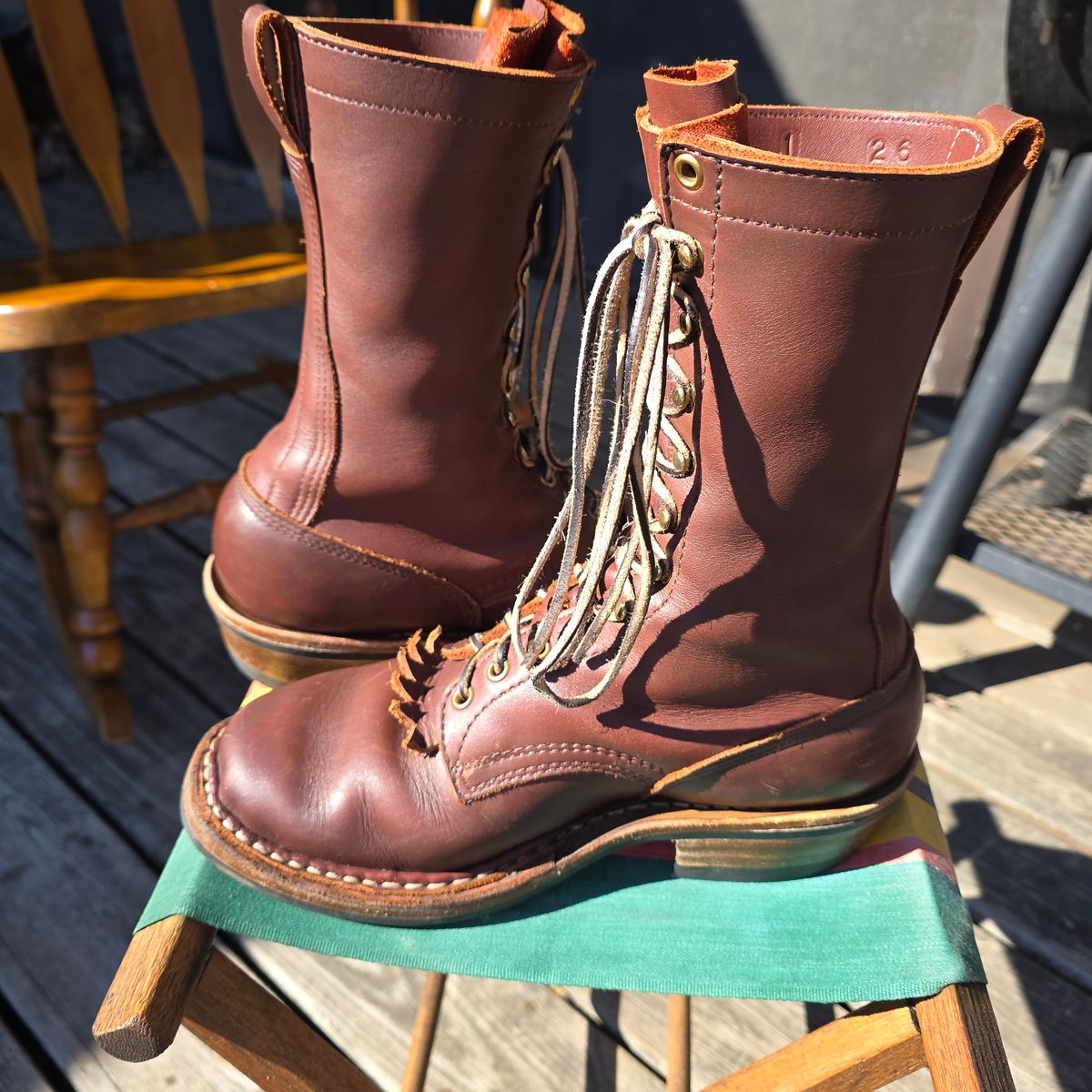 Photo by RabbitsOnTheMoon on March 8, 2026 of the White's x Rose Anvil Drifter in Seidel Red Dog Oil Tan.