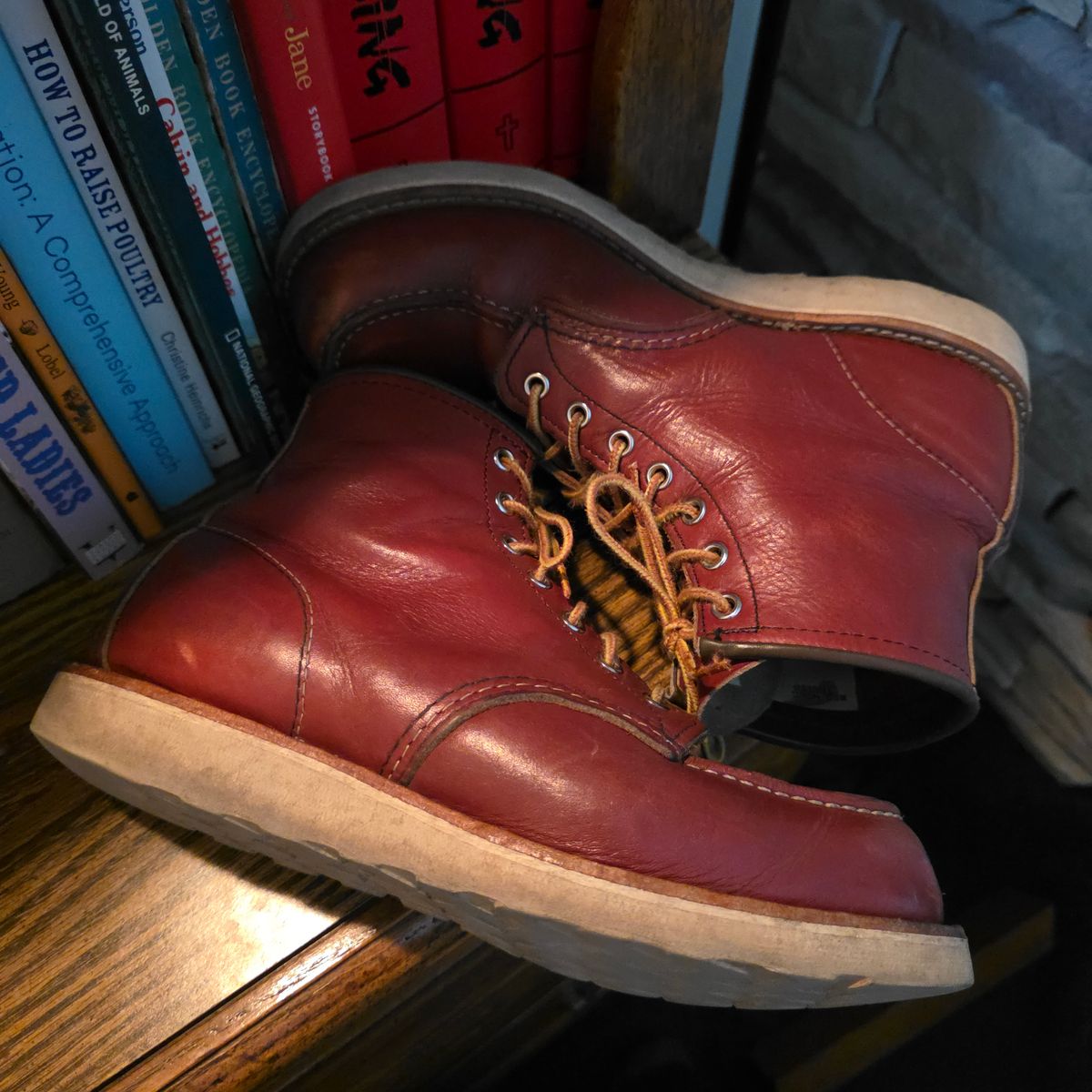 Photo by RabbitsOnTheMoon on January 23, 2026 of the Red Wing 6-Inch Classic Moc in S.B. Foot Oro-Russet Portage.