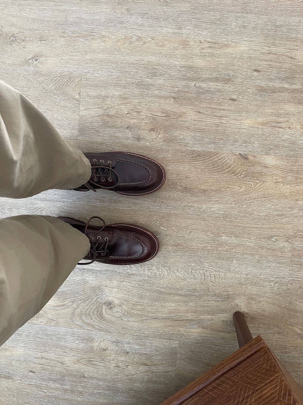 Photo by nosniv on May 29, 2024 of the Grant Stone Brass Boot in Horween Crimson Chromexcel.