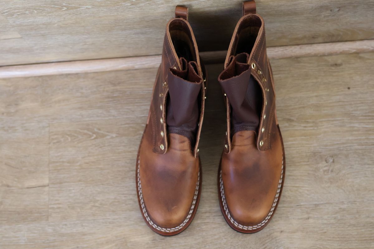 Photo by nosniv on September 24, 2025 of the Nicks DomePro in Horween Moc Cypress.