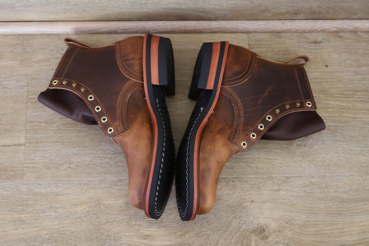 Photo by nosniv on September 24, 2025 of the Nicks DomePro in Horween Moc Cypress.