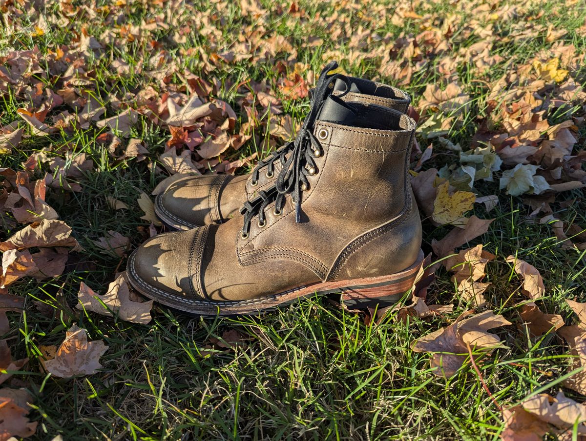 Photo by ABlazinBlueToe on November 5, 2025 of the Nicks Americana in Horween Charcoal Cypress.