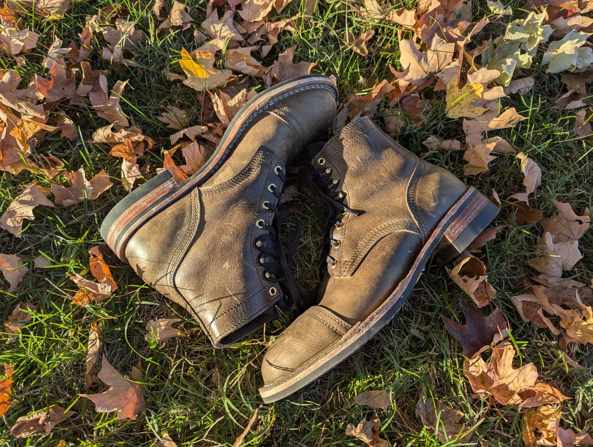 Photo by ABlazinBlueToe on November 5, 2025 of the Nicks Americana in Horween Charcoal Cypress.