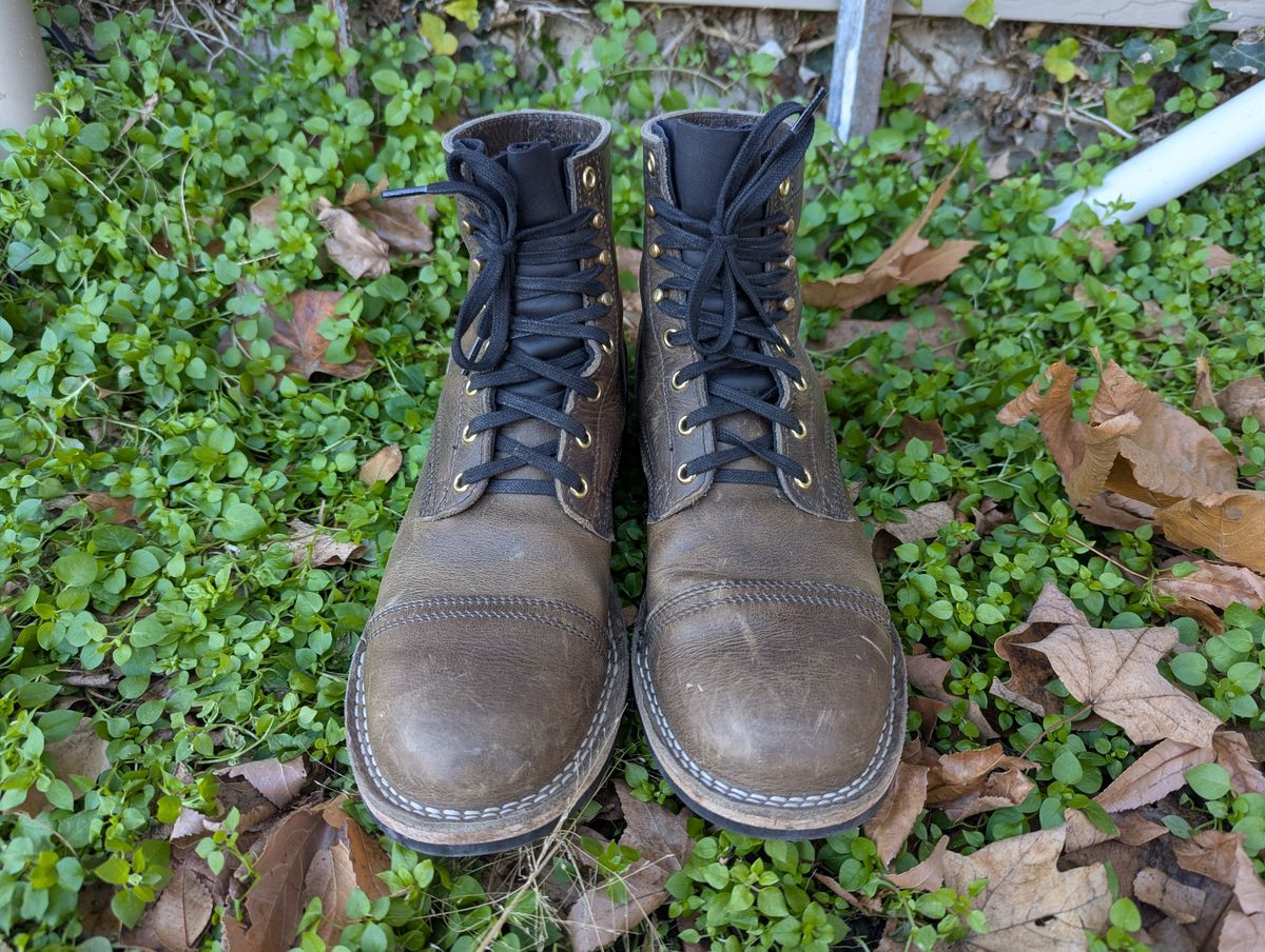 Photo by ABlazinBlueToe on December 5, 2025 of the Nicks Americana in Horween Charcoal Cypress.