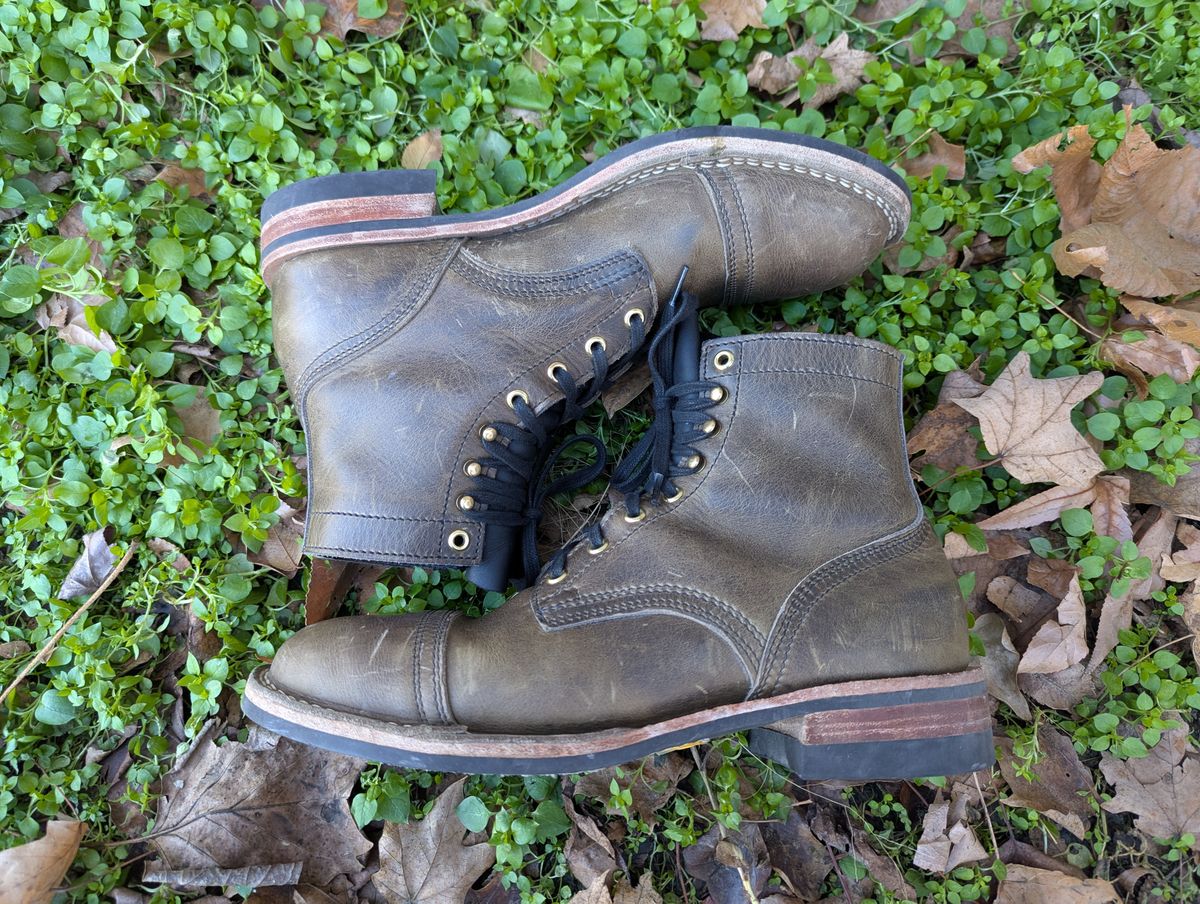 Photo by ABlazinBlueToe on December 5, 2025 of the Nicks Americana in Horween Charcoal Cypress.