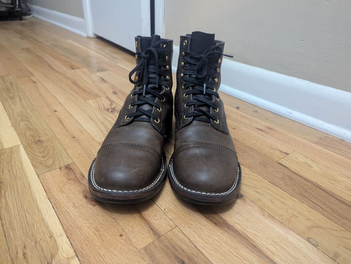 Photo by ABlazinBlueToe on February 6, 2026 of the Nicks Americana in Horween Charcoal Cypress.